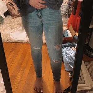 Size 12 Light Wash Jeans. Very comfortable